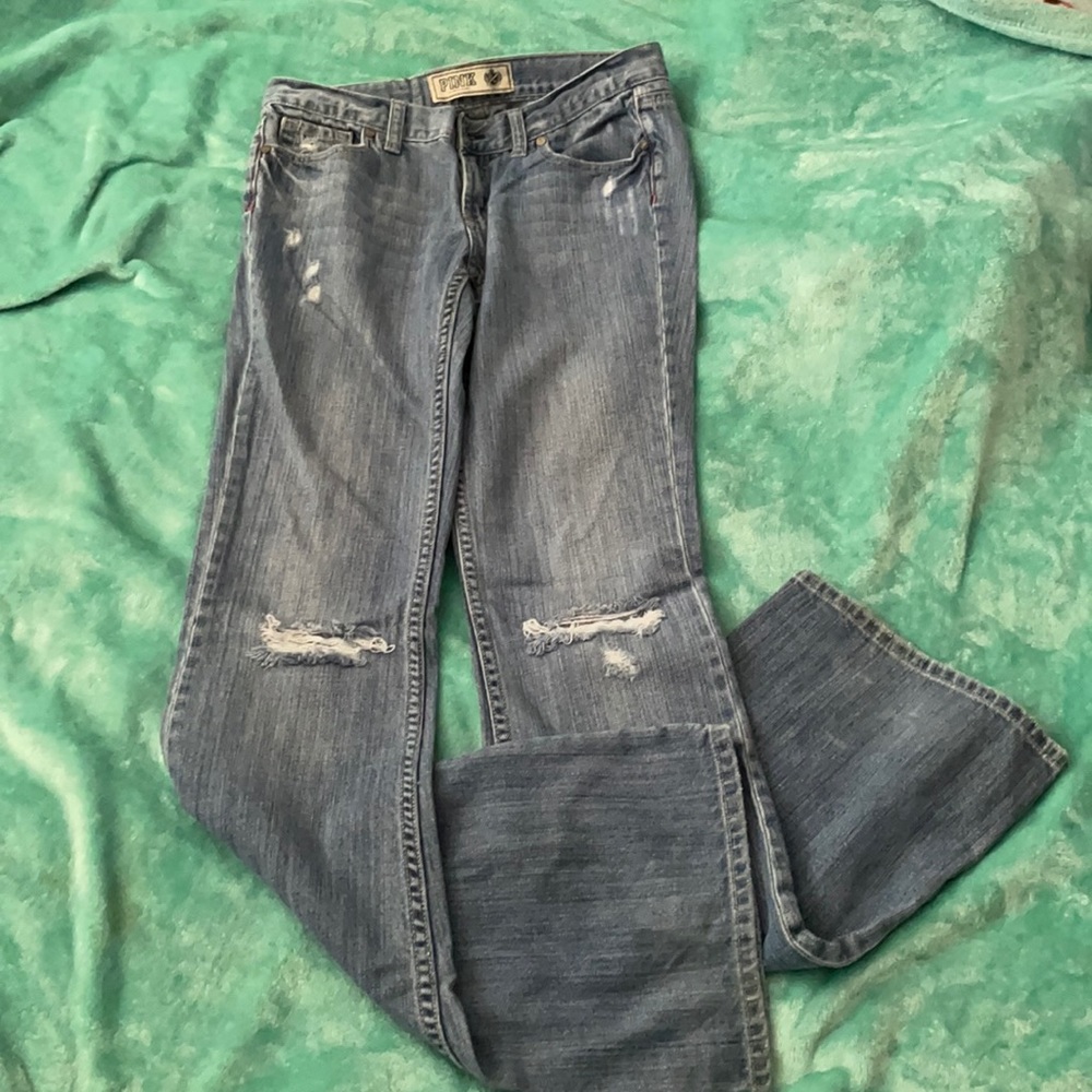 6L pink jeans